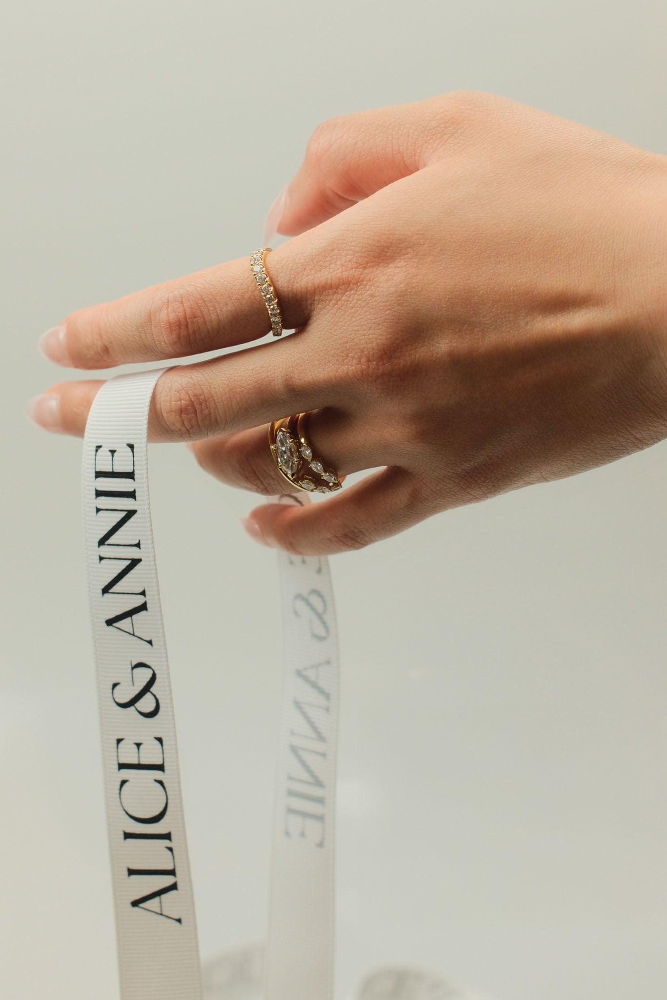 Lucia Ring