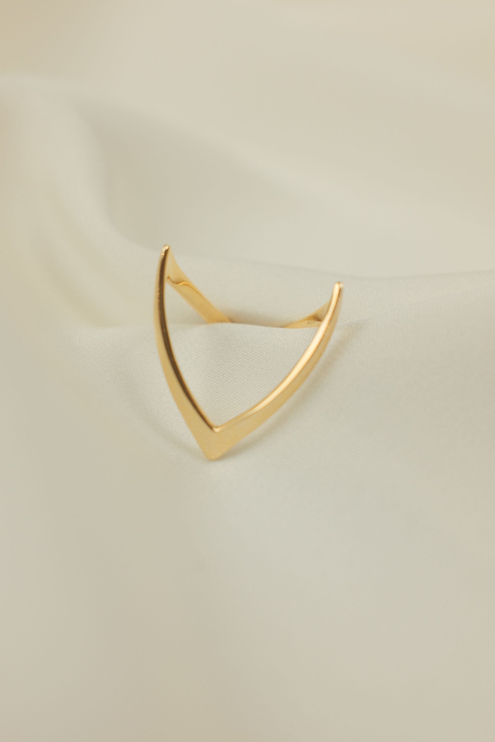 Alis Ring
